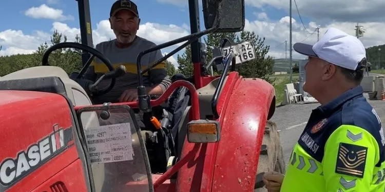 Jandarma 1 ton 700 kilo mühürsüz et ele geçirdi