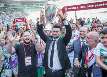 Enes Çelik