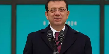 Elazığ’da hafif ticari araç duvara çarptı: 1 ölü