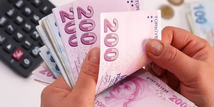 Türkiye ekonomisi ilk çeyrekte büyüdü