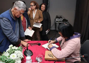Betül Tarıman Nilüfer’de okurlarıyla buluştu
