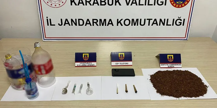 Uyuşturucu operasyonunda 2 kişi yakalandı