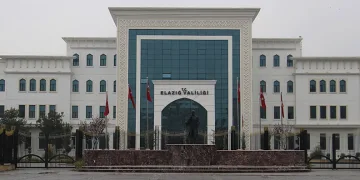 Elazığ’da 2 vali yardımcısı ve 9 kaymakam değişti