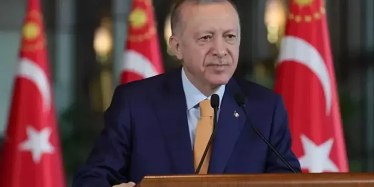 Cumhurbaşkanı Erdoğan’dan karne alan öğrencilere mesaj
