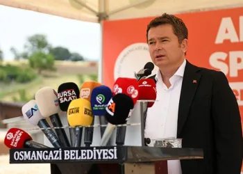 Aksungur Spor Tesisi için ilk harç döküldü