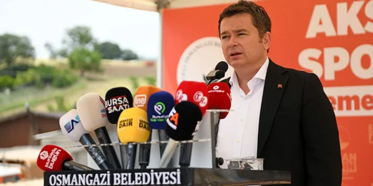 Aksungur Spor Tesisi için ilk harç döküldü