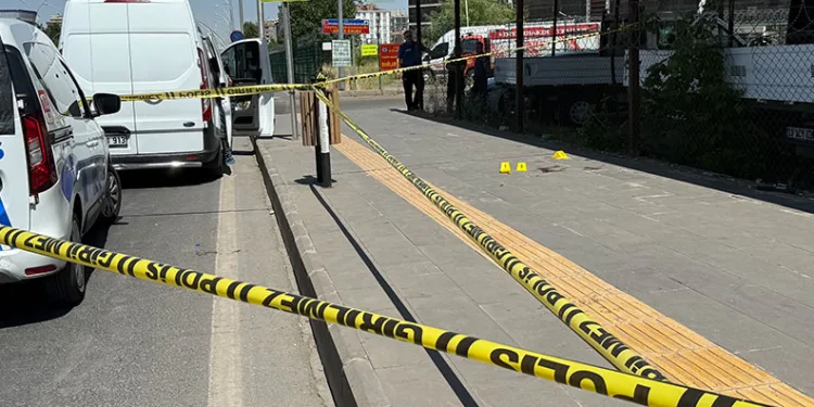 İki grup arasında “kız isteme” kavgası: 2 yaralı