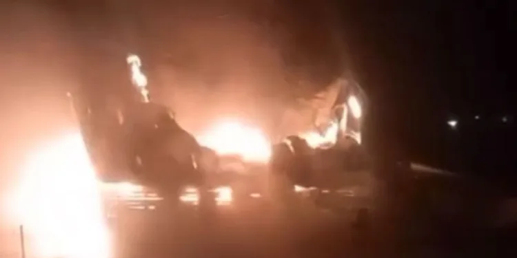 Çanakkale’de yıldırım düşen bungalov küle döndü