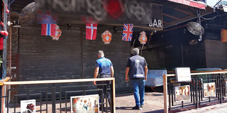 Adaba aykırı eylem gerçekleştirilen bar mühürlendi