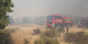 Çanakkale’de tarım arazisinde yangın