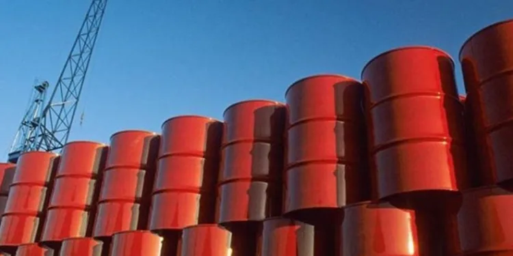 Petrol fiyatlarında meraklı bekleyiş