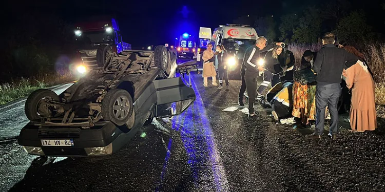 Kontrolden çıkan otomobil takla atıp ters döndü: 1’i çocuk 4 yaralı