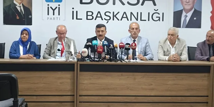 Selçuk Türkoğlu Meclis’teki iki yıllık performansını açıkladı