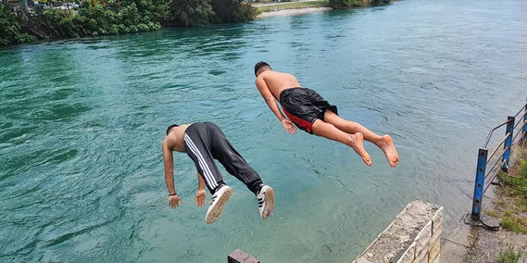 DSİ’den sulama kanalına girmeyin uyarısı