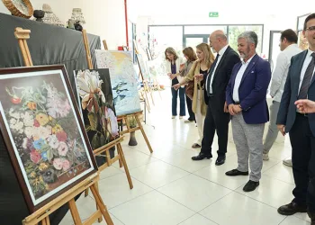 Olgun gençlerden göz alıcı eserler