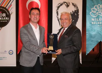 23. Nilüfer Uluslararası Spor Şenlikleri’ne emek verenler onurlandırıldı