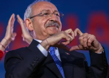 Kılıçdaroğlu’na 10 isimden destek
