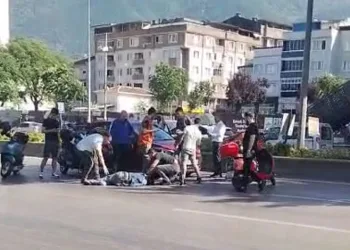 Bursa’da otomobilin çarptığı kadın ağır yaralandı