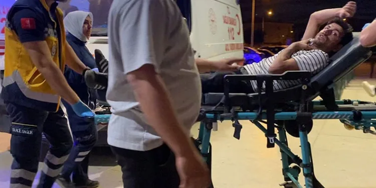 Bursa’da engelli genci boynundan bıçakladı