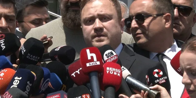 CHP Kurultayı davasında ara karar sonrası avukatlardan açıklama
