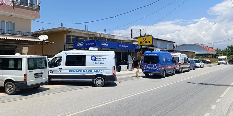 Manavgat’ta evinde ölü bulundu