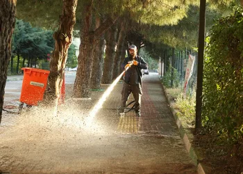 Yenişehir’de bayram temizliği