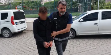 Uyuşturucu ticaretinden tutuklandı