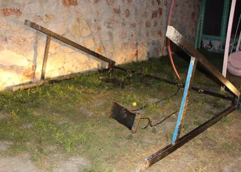 Salıncaktan düşen 4 yaşındaki çocuk hayatını kaybetti