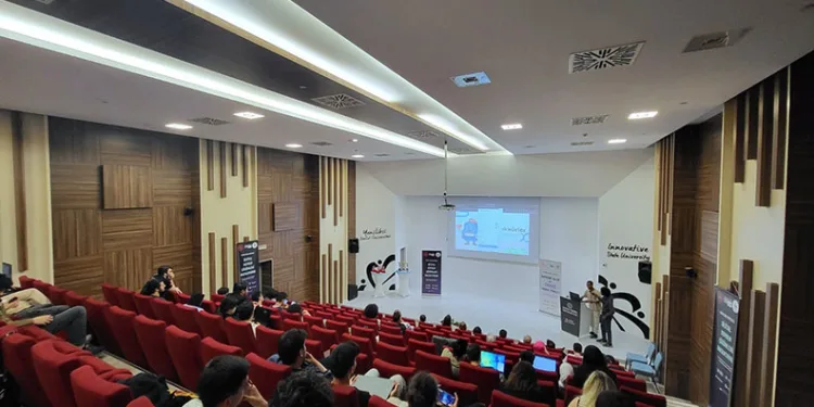 BTÜ’de Dijital Deprem Çözümleri Hackathonu gerçekleştirildi