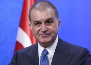 ”Meşru siyaset alanının dışına çıkmıştır”