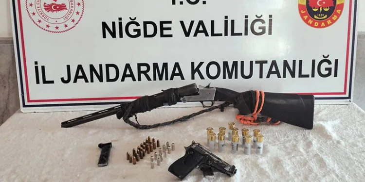 Niğde’de ruhsatsız silah operasyonu