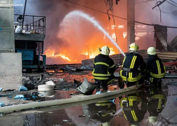 Rus güçleri Kiev’i hedef aldı