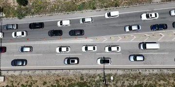 43 ilin geçiş güzergahında trafik yoğunluğu yeniden arttı