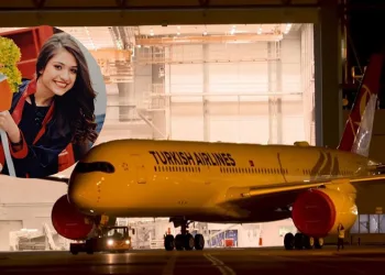 THY Aybüke öğretmeni unutmadı