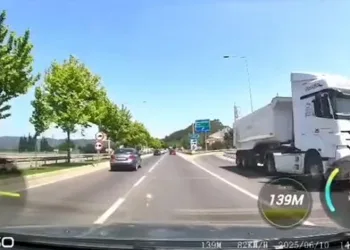 Otobanda ter yönde giden kamyoncu panik yarattı