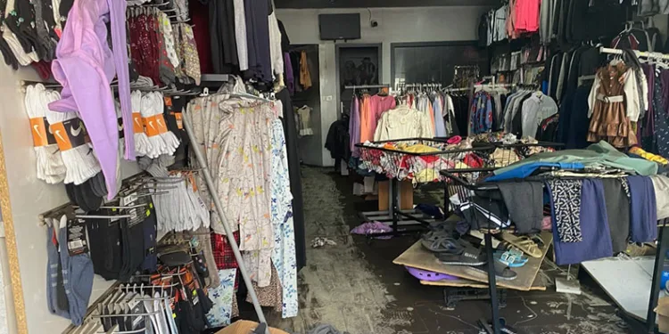 Denizde kaybolduğu iddia edilen genci arama çalışmaları 22 saattir sürüyor