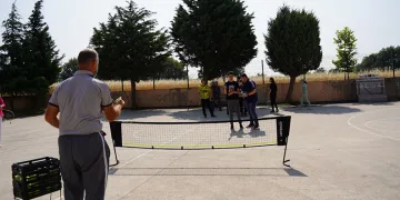 Bekir Aydın, Özel Eğitimli Çocuklarla Kortta Buluştu
