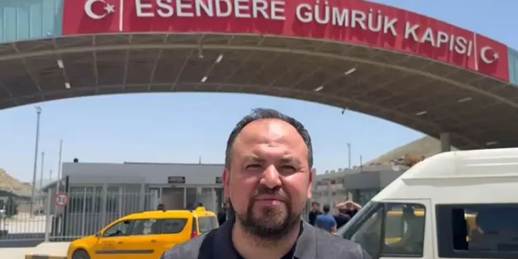 Tahran’da mahsur kalan Bursalı iş insanı Türkiye’ye döndü