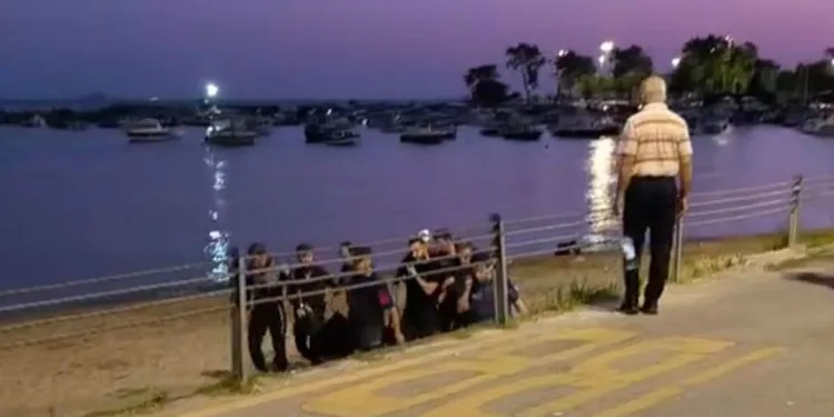 Kadıköy’de denize giren genç boğuldu