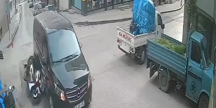 Ordu’da motosiklet ile panelvan çarpıştı: 2 yaralı