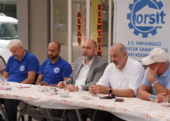 Bekir Aydın, Esnafla Aynı Masada: