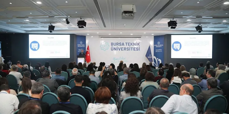 BTÜ’de öğrenci işleri zirvesi