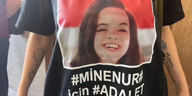 Boşanma aşamasındaki eşini 5 kez bıçaklayarak öldüren sanık: “Pişmanım”