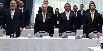 Fenerbahçe’de bir ayrılık daha