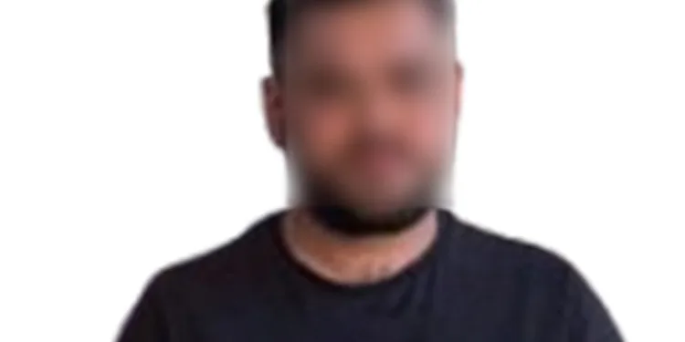 Merdivende çocuğunu tekmeleyen cani baba adliyeye sevk edildi