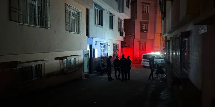 Anne ve kızın şüpheli ölümü: Oda kilitliydi