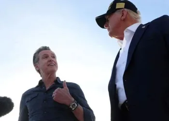 California Valisi, Trump’ı dava ediyor