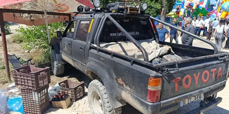 Bursa’da ehliyetsiz sürücü dehşet saçtı: 2 çocuk yaralı