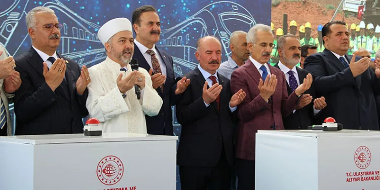 Hızlı Tren Projesi’nde Delice-Çorum etabının temeli atıldı