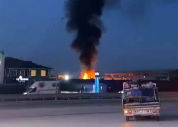 Bursa’da geri dönüşüm tesisinde yangın